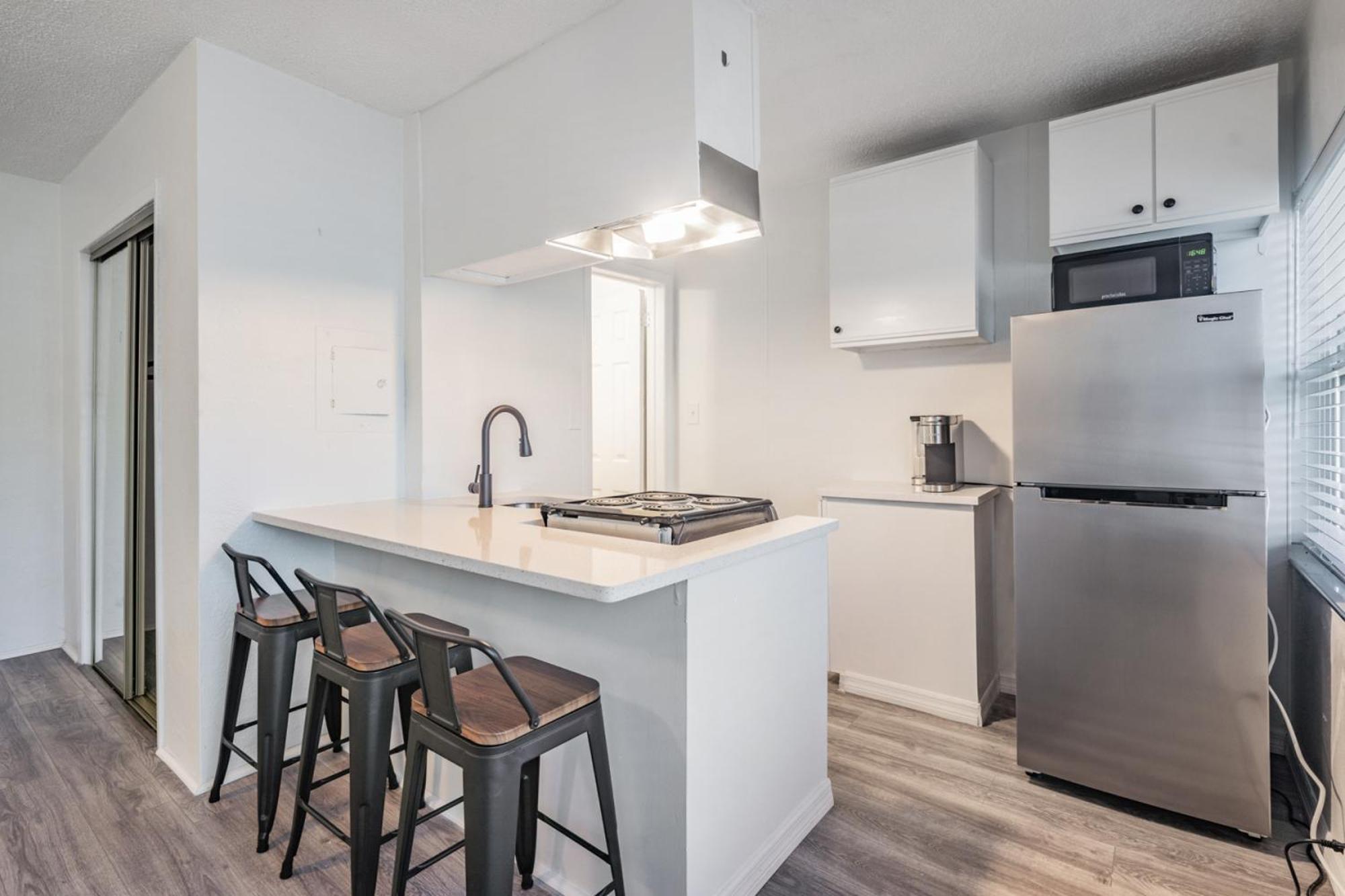 Spacious Studio Apartment Near Nightlife & Dining! Sankt Petersburg Zewnętrze zdjęcie